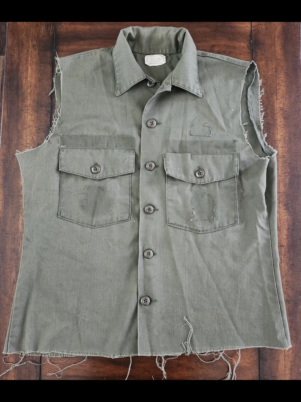 Sleeveless Military Utility Shirt Jacket in Olive